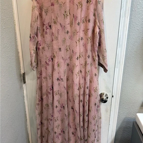 Indian/Punjabi/PakistaniPink Floral Button-Front long Dress with wide leg plazzo - Picture 4 of 9